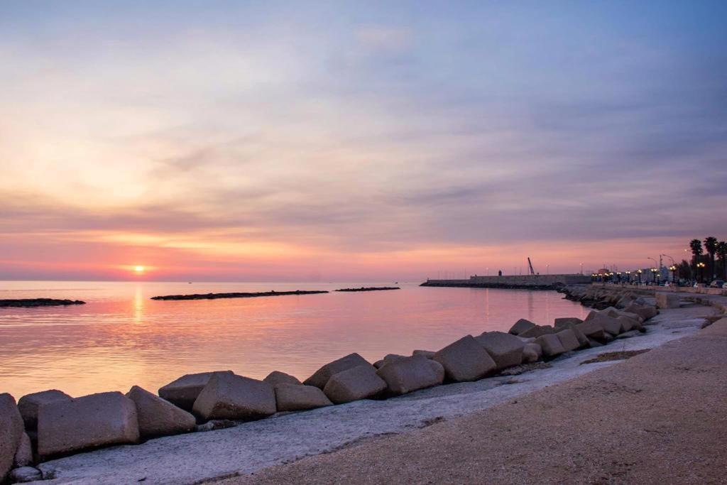 Апартаменты La Mia Terrazza Sul Mare - Mared'Amare Бари Экстерьер фото