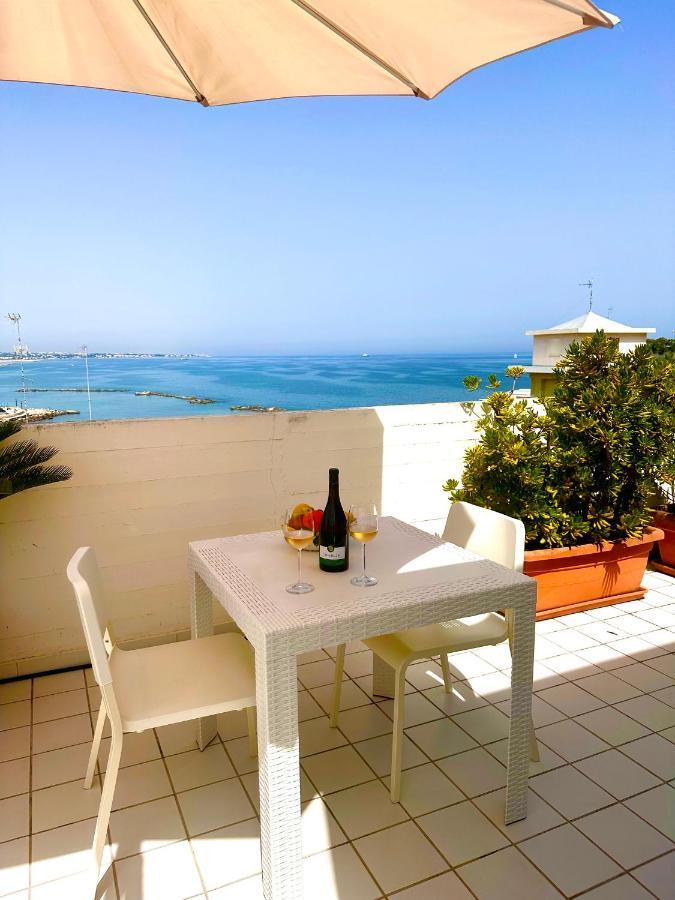 Апартаменты La Mia Terrazza Sul Mare - Mared'Amare Бари Экстерьер фото
